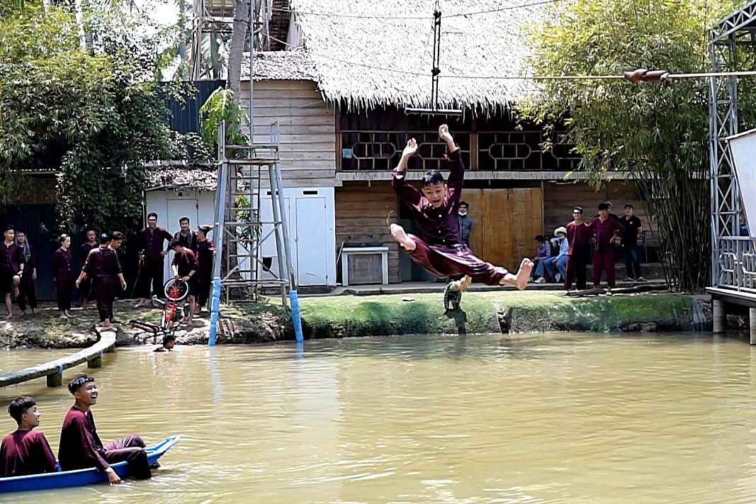 Tour-team-building-ca-no-cao-toc-ben-tre-tham-quan-8